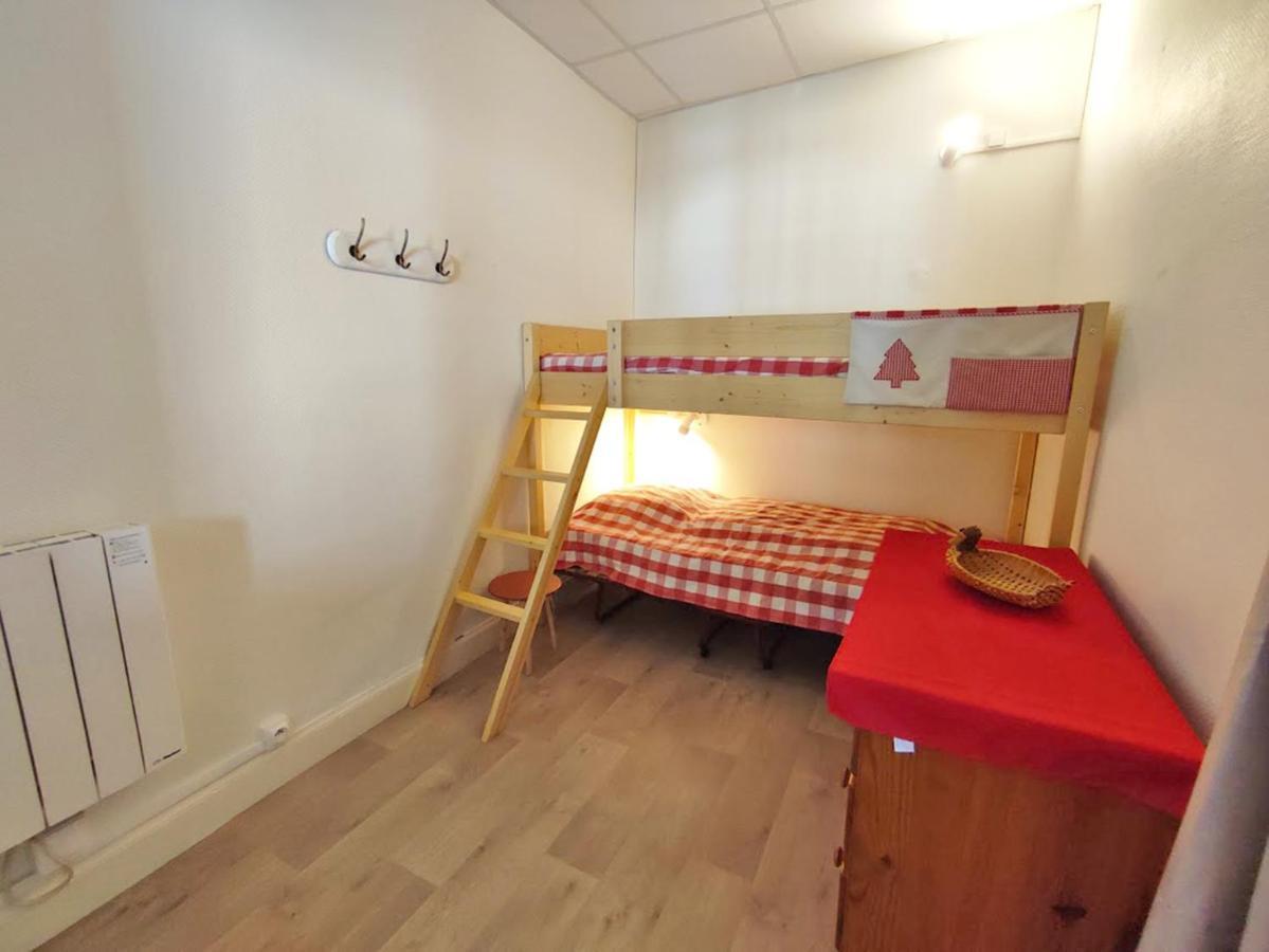 Les 3 Renards, T2 Bis, Parking, Centre Luchon, Casier A Skis, 4 Personnes Bagneres-de-Luchon Exterior photo