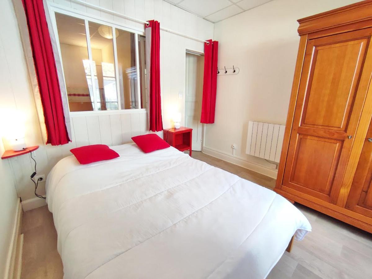 Les 3 Renards, T2 Bis, Parking, Centre Luchon, Casier A Skis, 4 Personnes Bagneres-de-Luchon Exterior photo